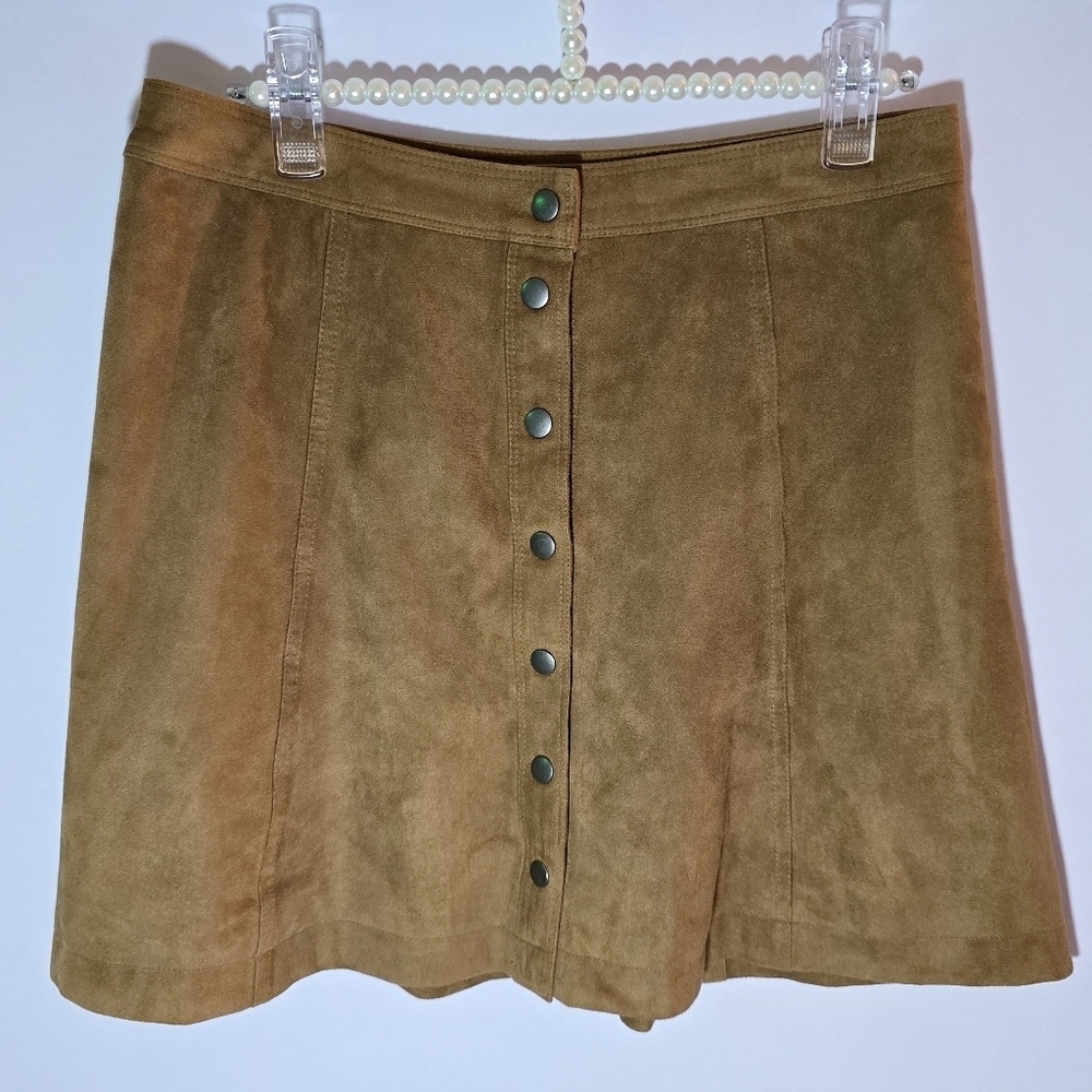 Abercrombie and Fitch Faux Suede Button Front Mini Skirt Camel Tan, sz 6